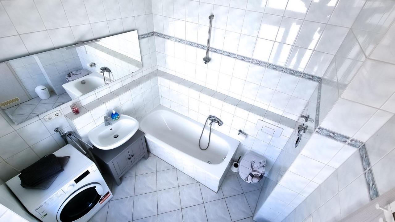Malerische Maisonettewohnung Mit Zwei Balkonen Plauen Extérieur photo